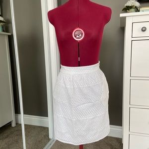 🌱2/$30 Tommy Hilfiger Eyelet Lace Skirt